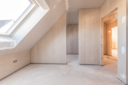 Dachgeschossausbau / Zimmerei Schollerer für den Großraum Regensburg Dachgeschossausbau / Zimmerei Schollerer Regensburg - Kelheim - Schwandorf - Neumarkt